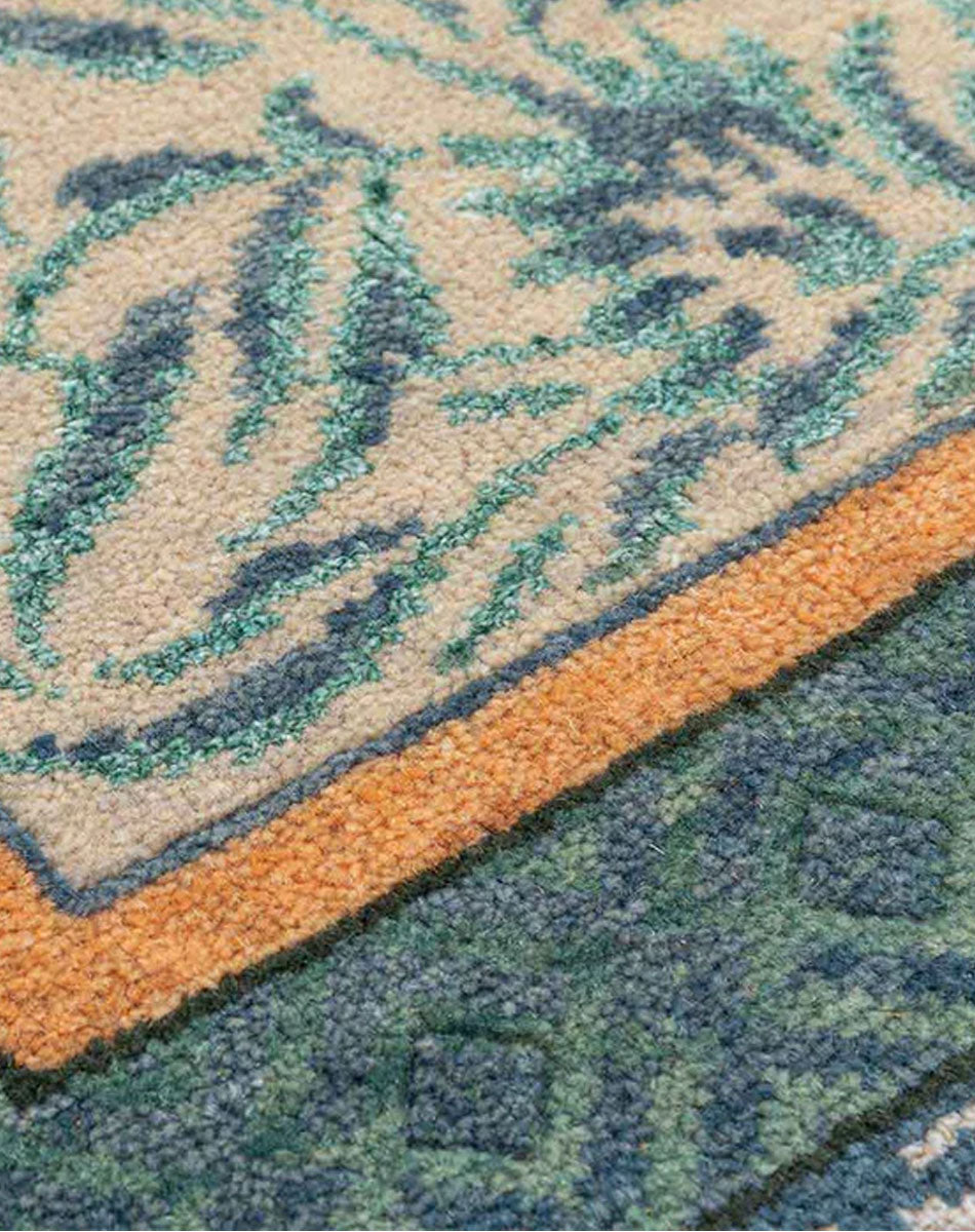 Aman Hand Knotted Woollen And Viscose hand knotted wool rug by 1930 Mills
